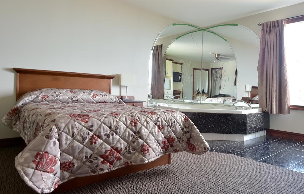 Auberge Sur Mer Charlevoix Saint-Simeon  Exterior photo