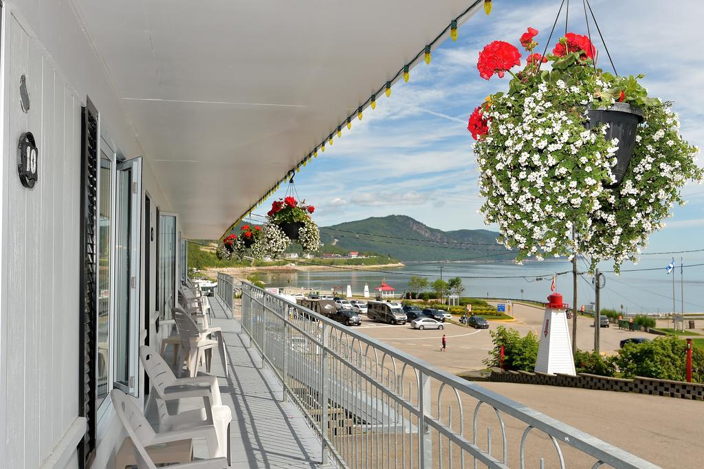 Auberge Sur Mer Charlevoix Saint-Simeon  Exterior photo